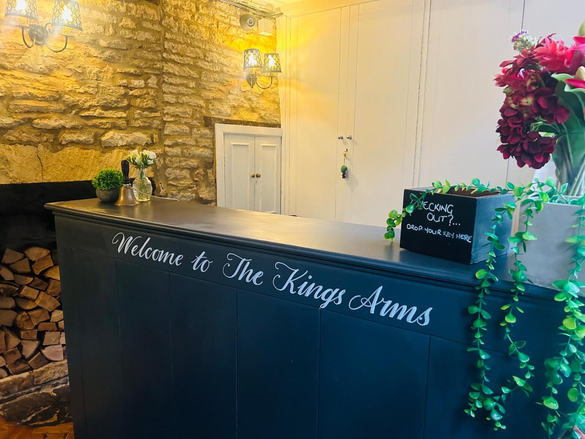 The Kings Arms Hotel Stow-on-the-Wold Εξωτερικό φωτογραφία