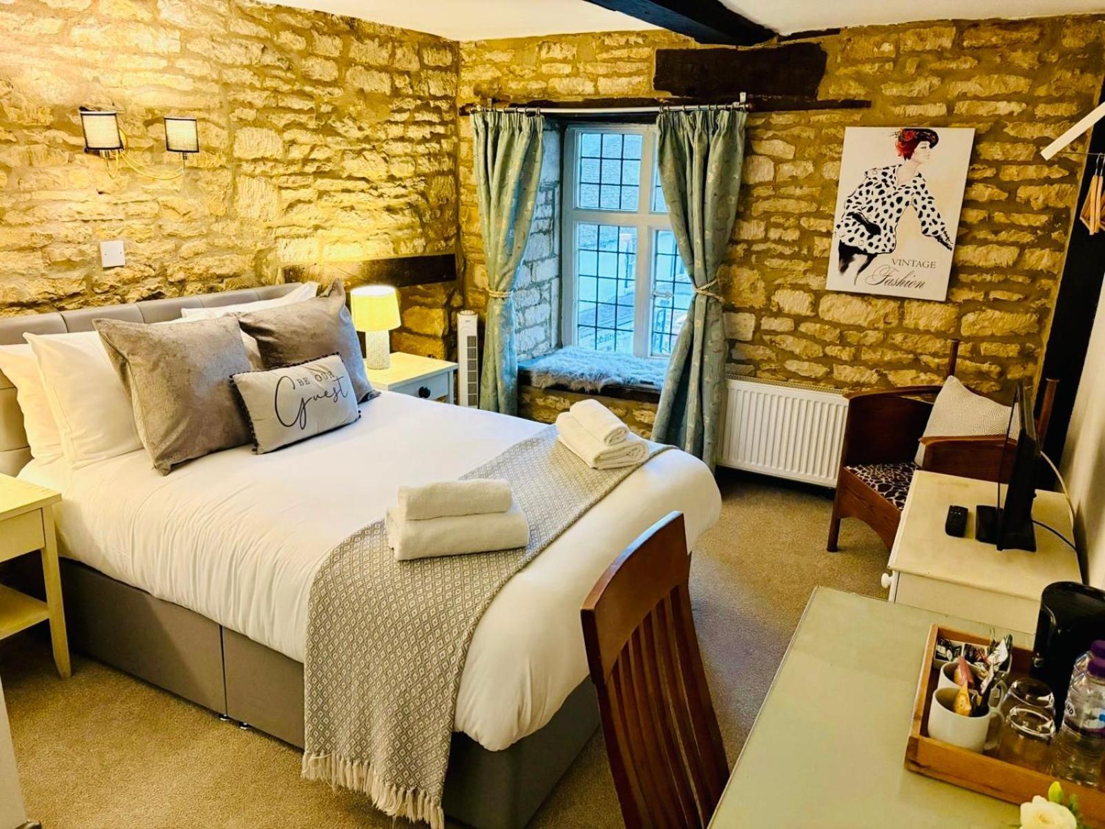 The Kings Arms Hotel Stow-on-the-Wold Εξωτερικό φωτογραφία