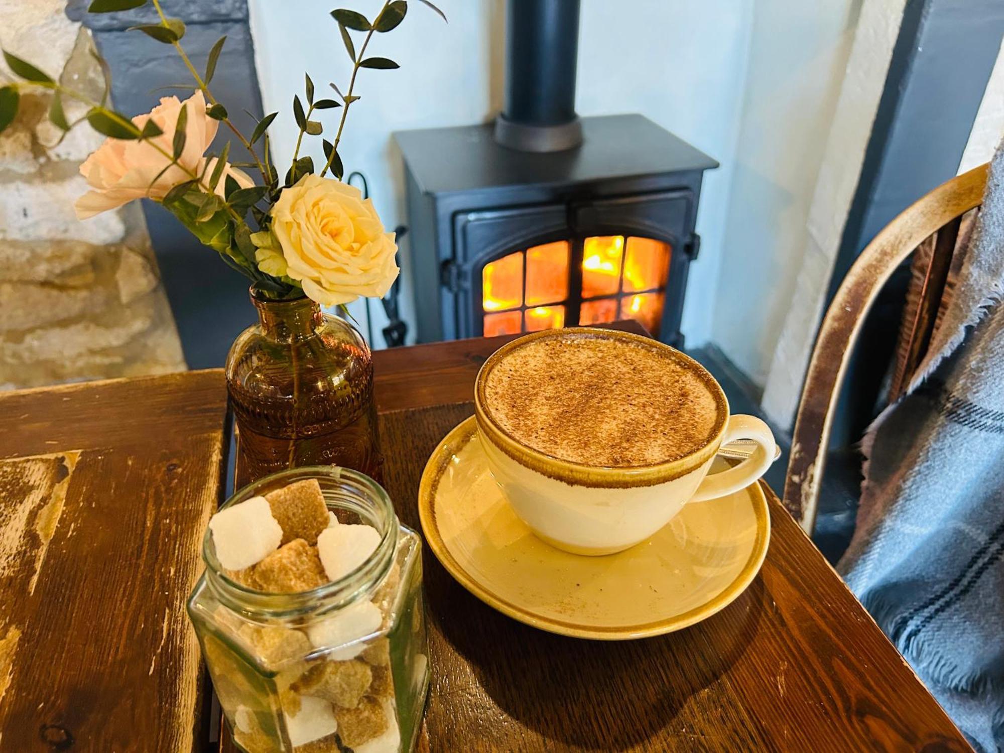 The Kings Arms Hotel Stow-on-the-Wold Εξωτερικό φωτογραφία